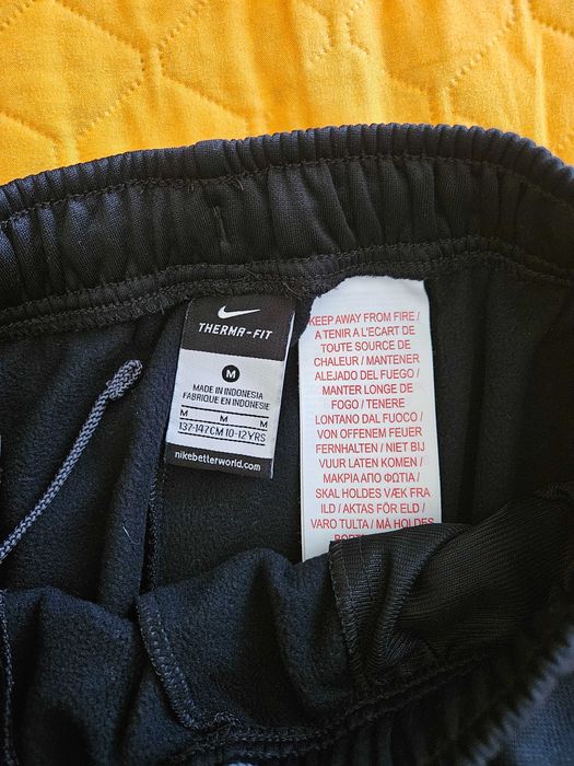 Bluza, spodnie dresowe i bluzka NIKE z USA, 10-12 lat,