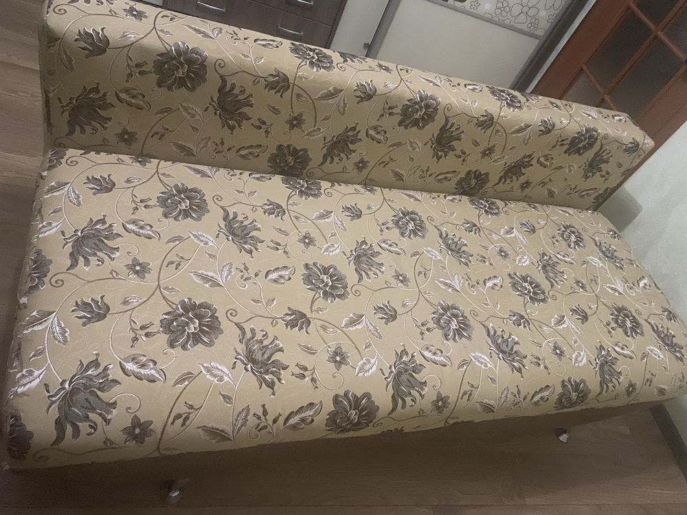 Продам диван єврокнижку