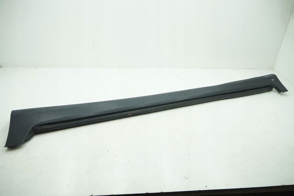 volvo xc60 i nakładka progowa lewa listwa 31294848