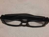 Ukryta mini kamera szpiegowska - okulary lub pendrive