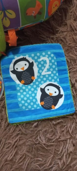 Подушка-ігровий центр Chicco