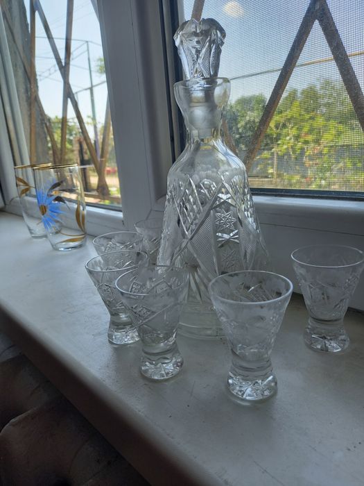 Посуда хрусталь Комплекты и рюмки