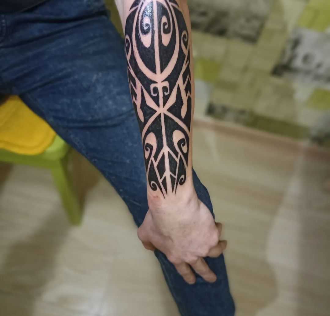 ТАТУ в місті Бровари. Tattoo studio BAYRAKTAR