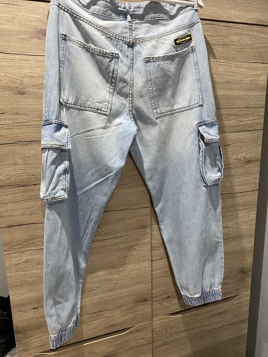 Spodnie męskie Denim Bershka rozmiar 40