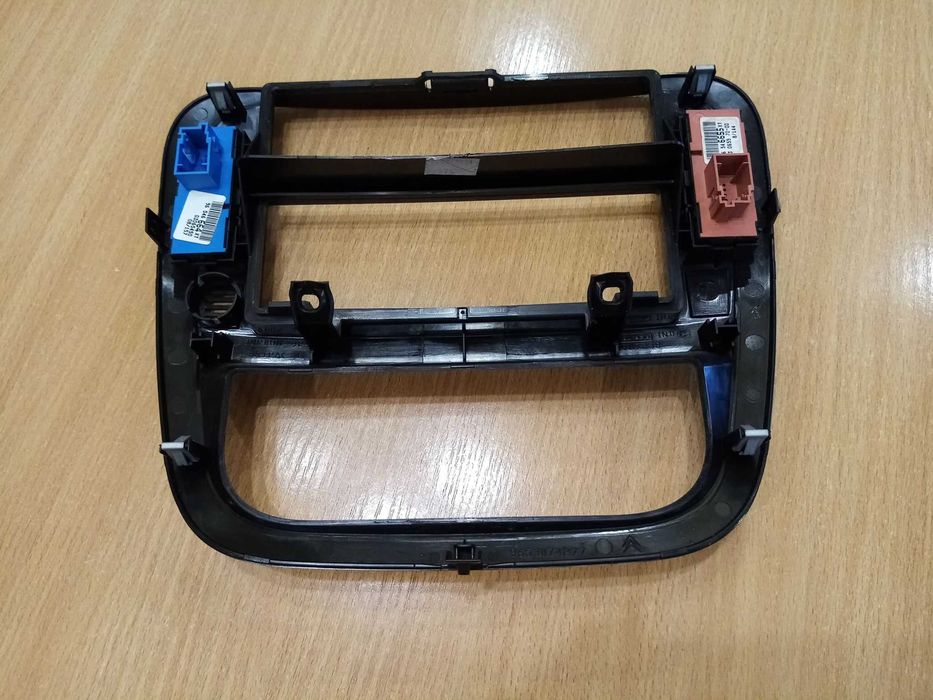 Рамка автомагнитолы для Citroen C-3 I модель 2005-2009 г.