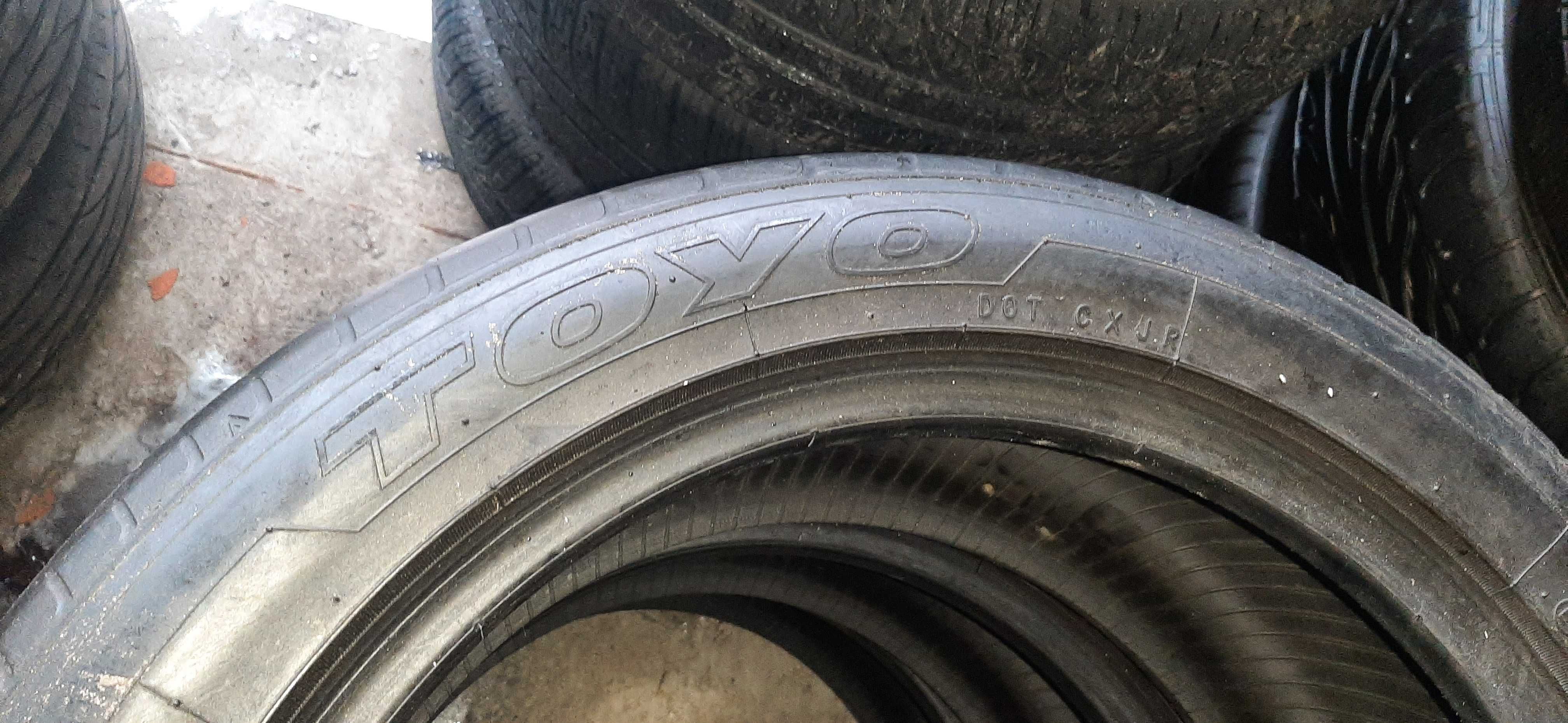 Шини R 17-225/50 Toyo