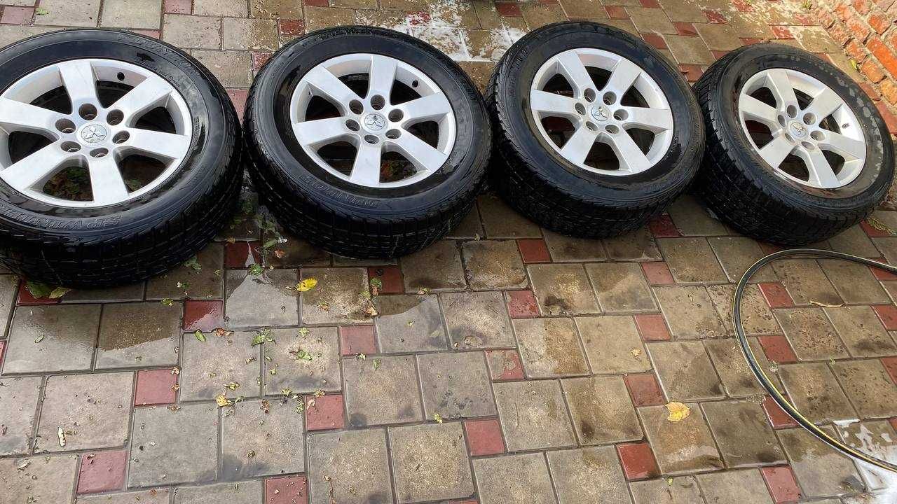 Продам шини на Dunlop SP Winter Sport 265/60R18 ЗИМА