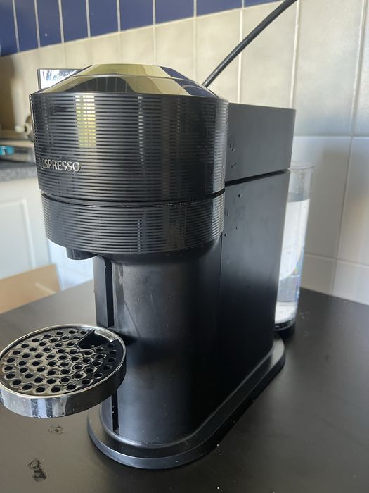Nespresso Vertuo Premium Maquina
