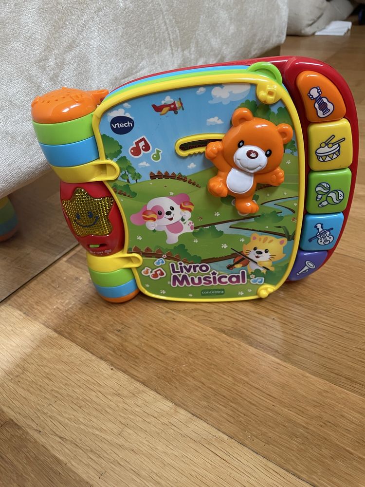 Livro musical bebés