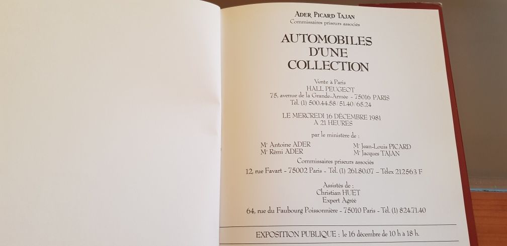 Catálogo de um leilão de carros clássicos em Paris