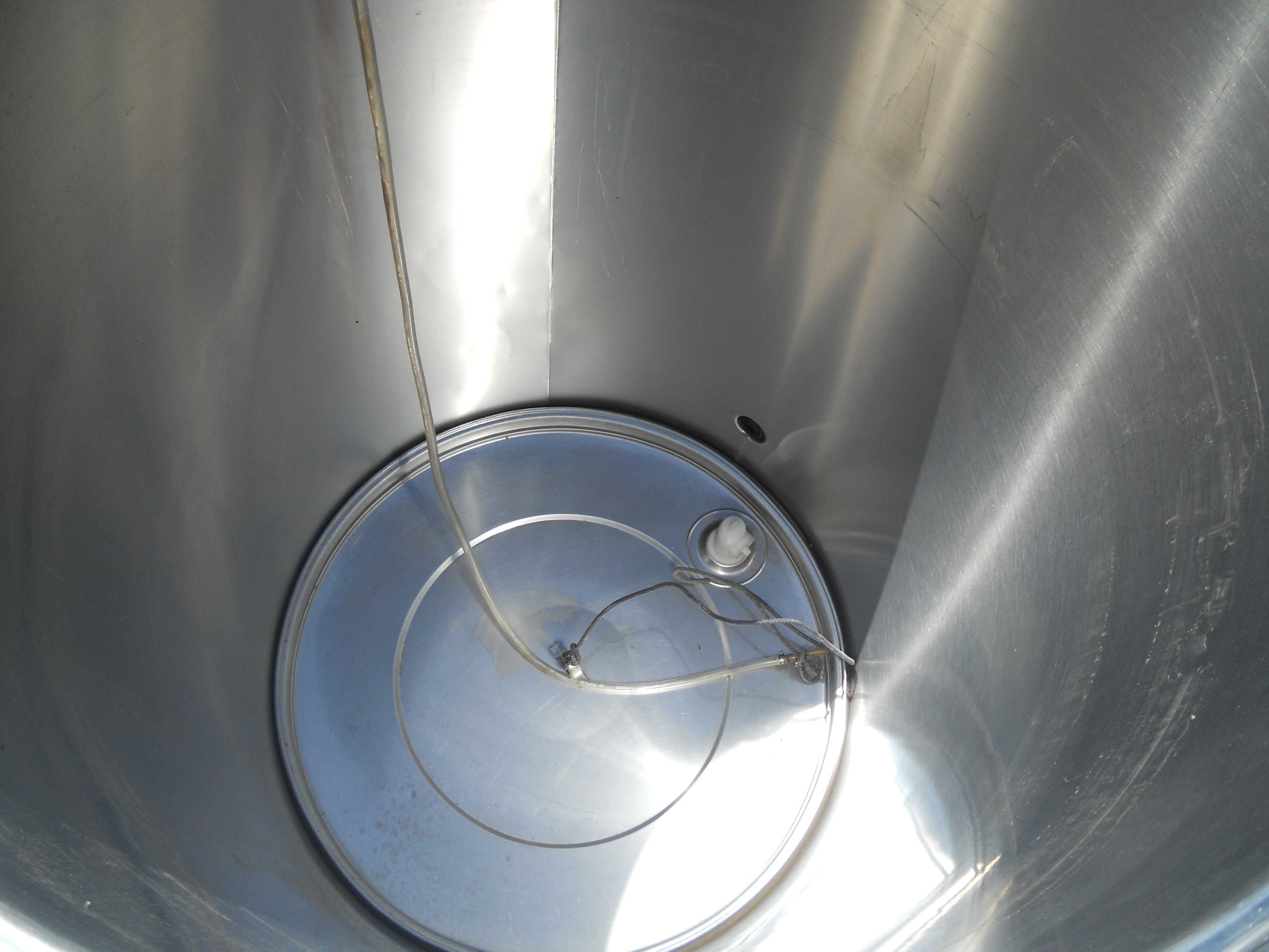 Cubas 500ltr com tampo pneumático