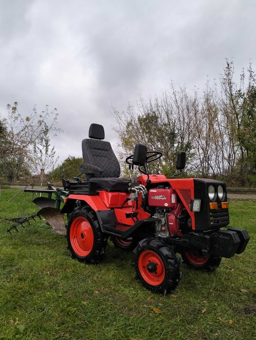 Мінітрактор трактор ХТЗ Т012