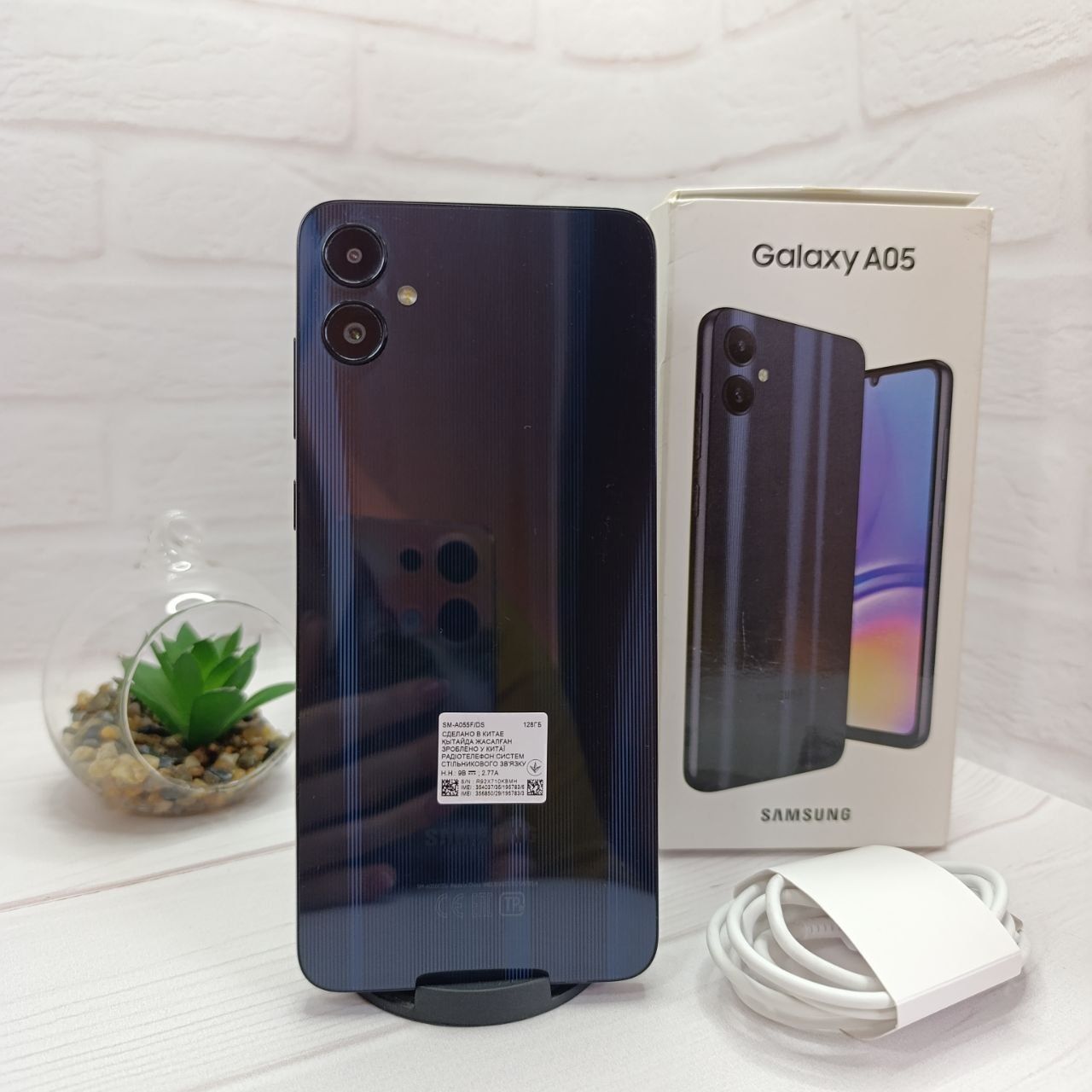 Продам телефон Samsung A05 4/128Gb в чудовлму стані