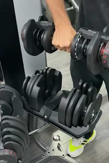 гантеля регульована вага до 40 кг на підставці 17 в 1 гантелі розбірні