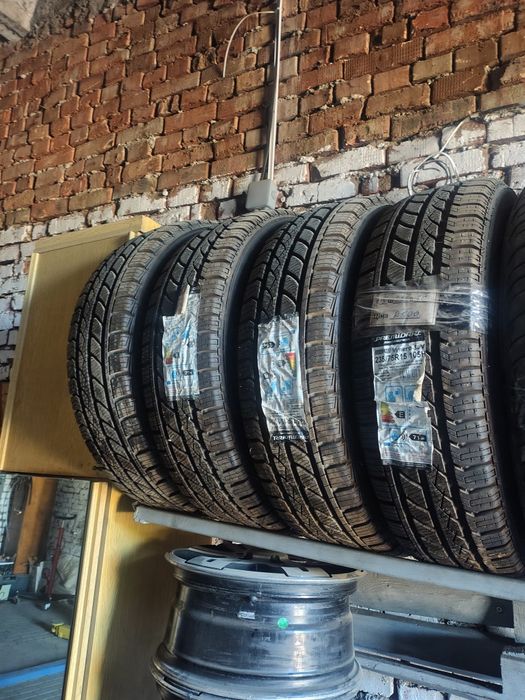 Шини нові 235/75/15