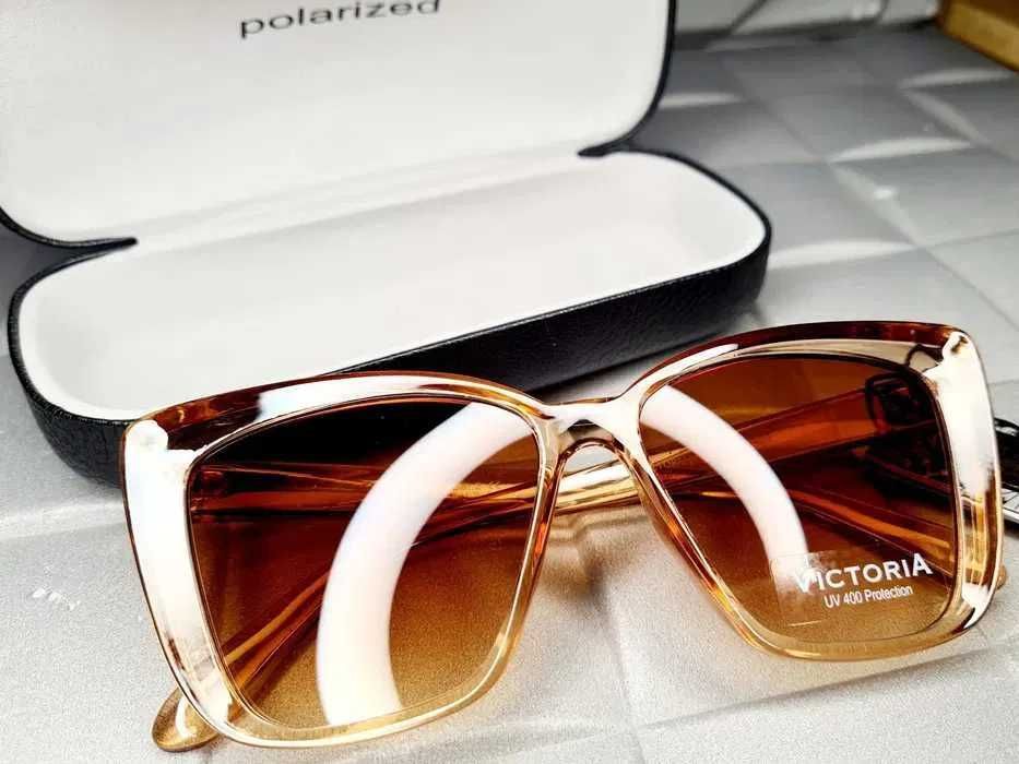 Duże modne okulary przeciwsłoneczne damskie brązowe Victoria + etui