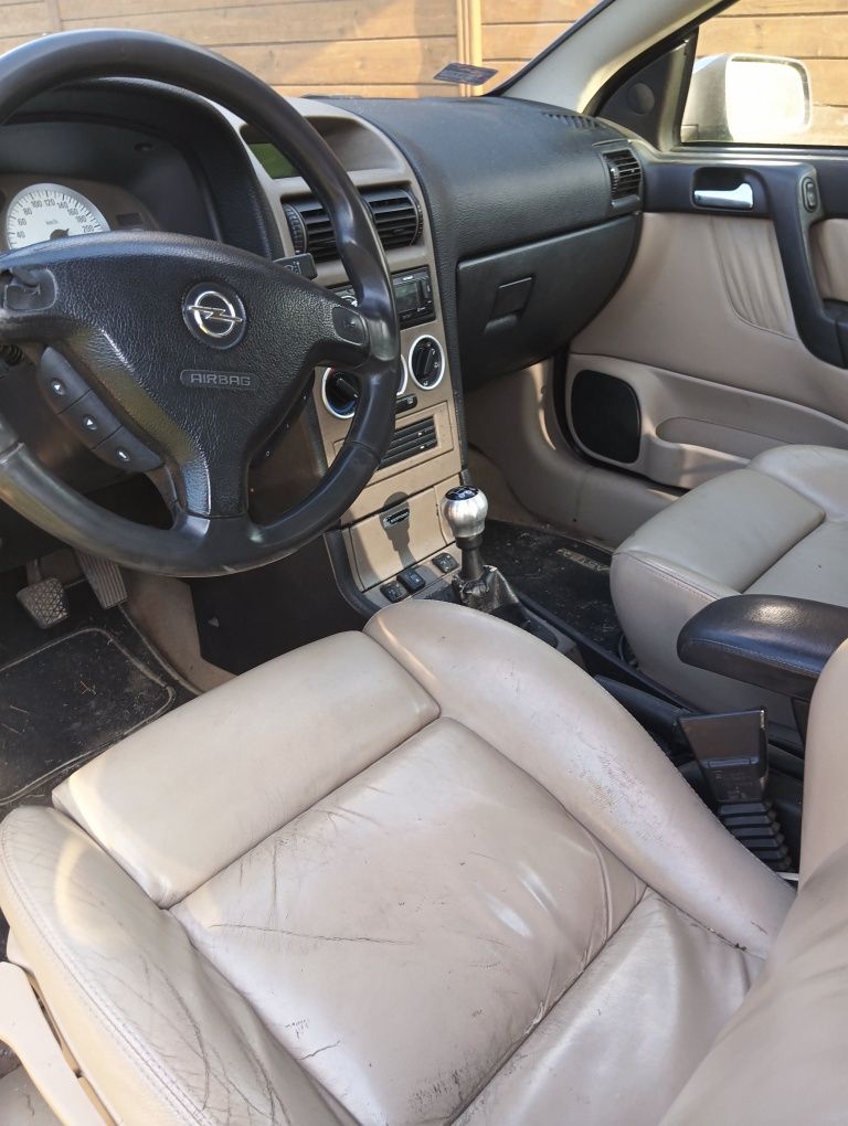 Opel Astra Bertone