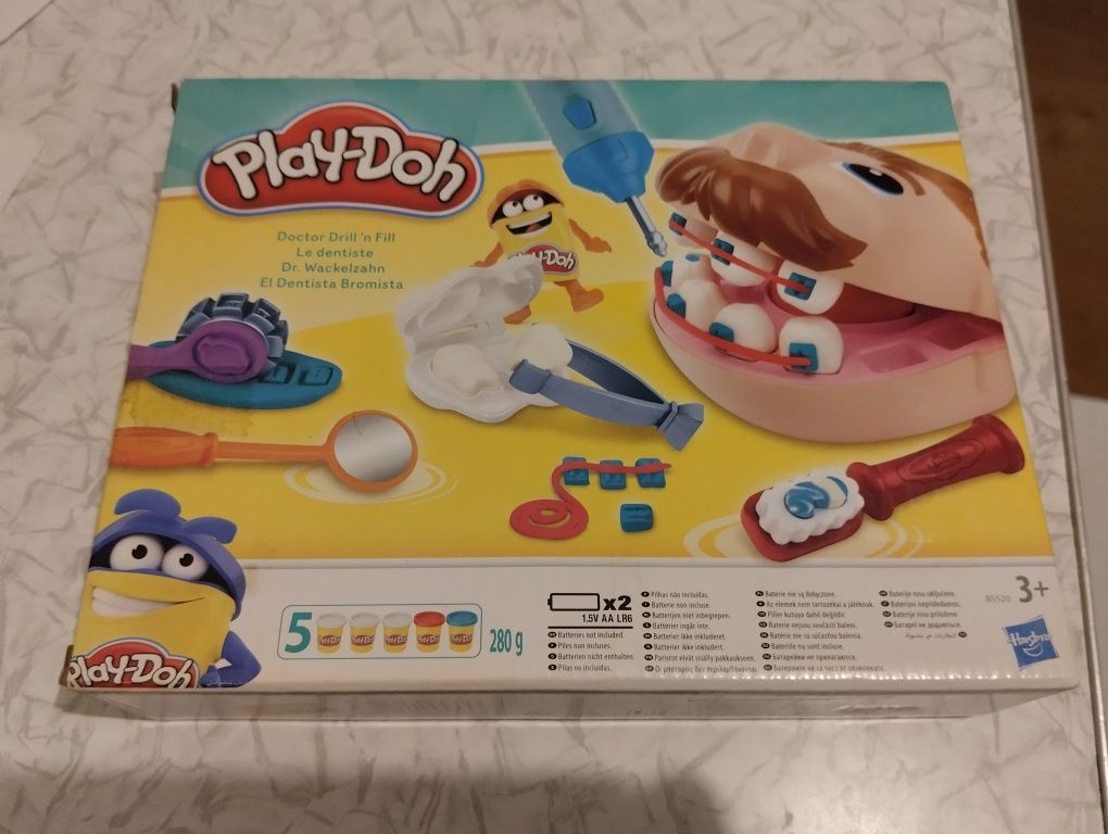 Набор Play Doh стоматолог