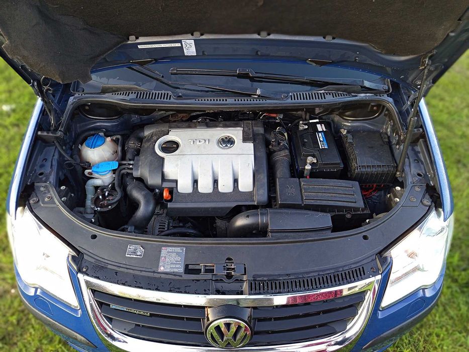 Volkswagen Touran Lift 2008r 1.9TDI