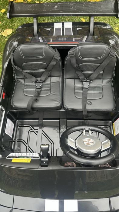 Машинка на акумуляторі Ford GT 24V – дитячий електромобіль для двох