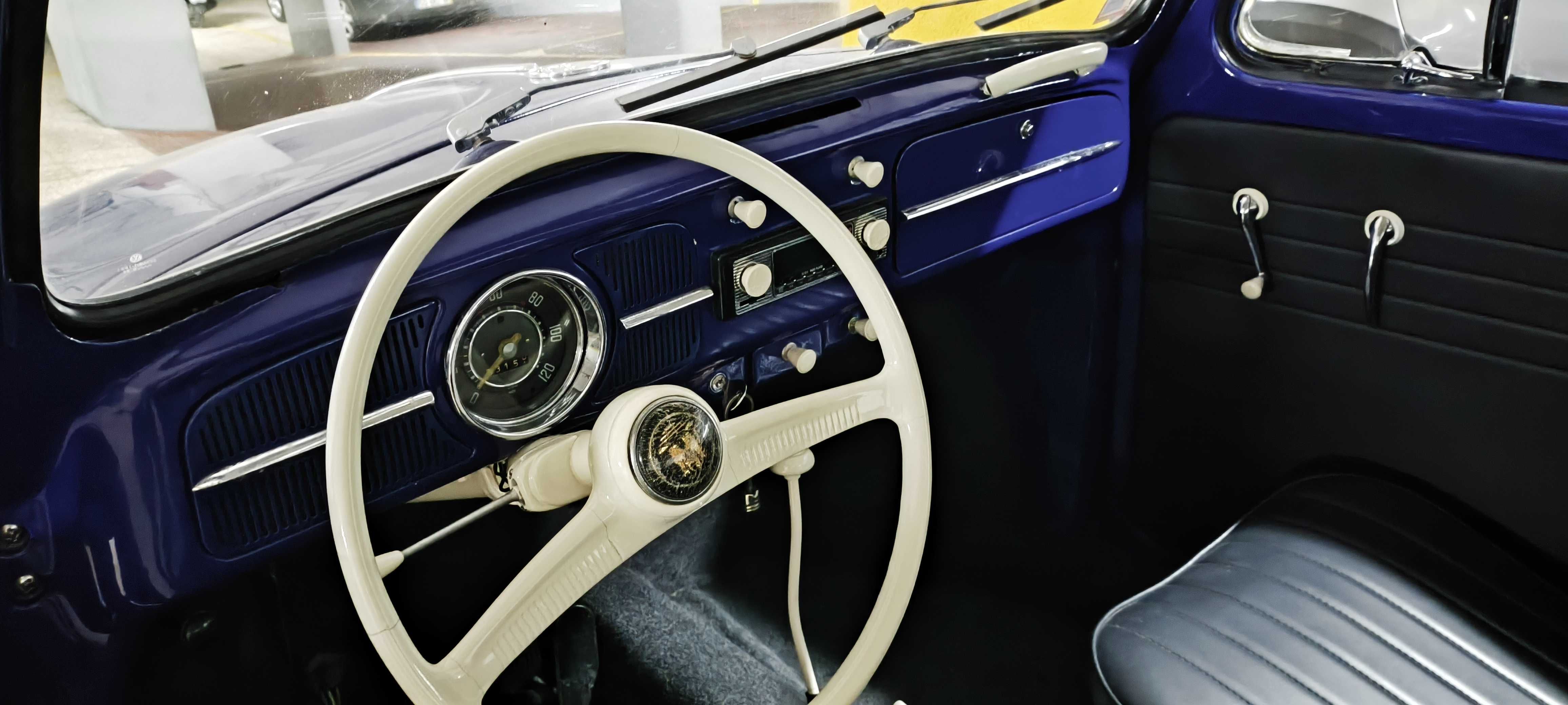 VOLKSWAGEN Carocha Conduite 1957