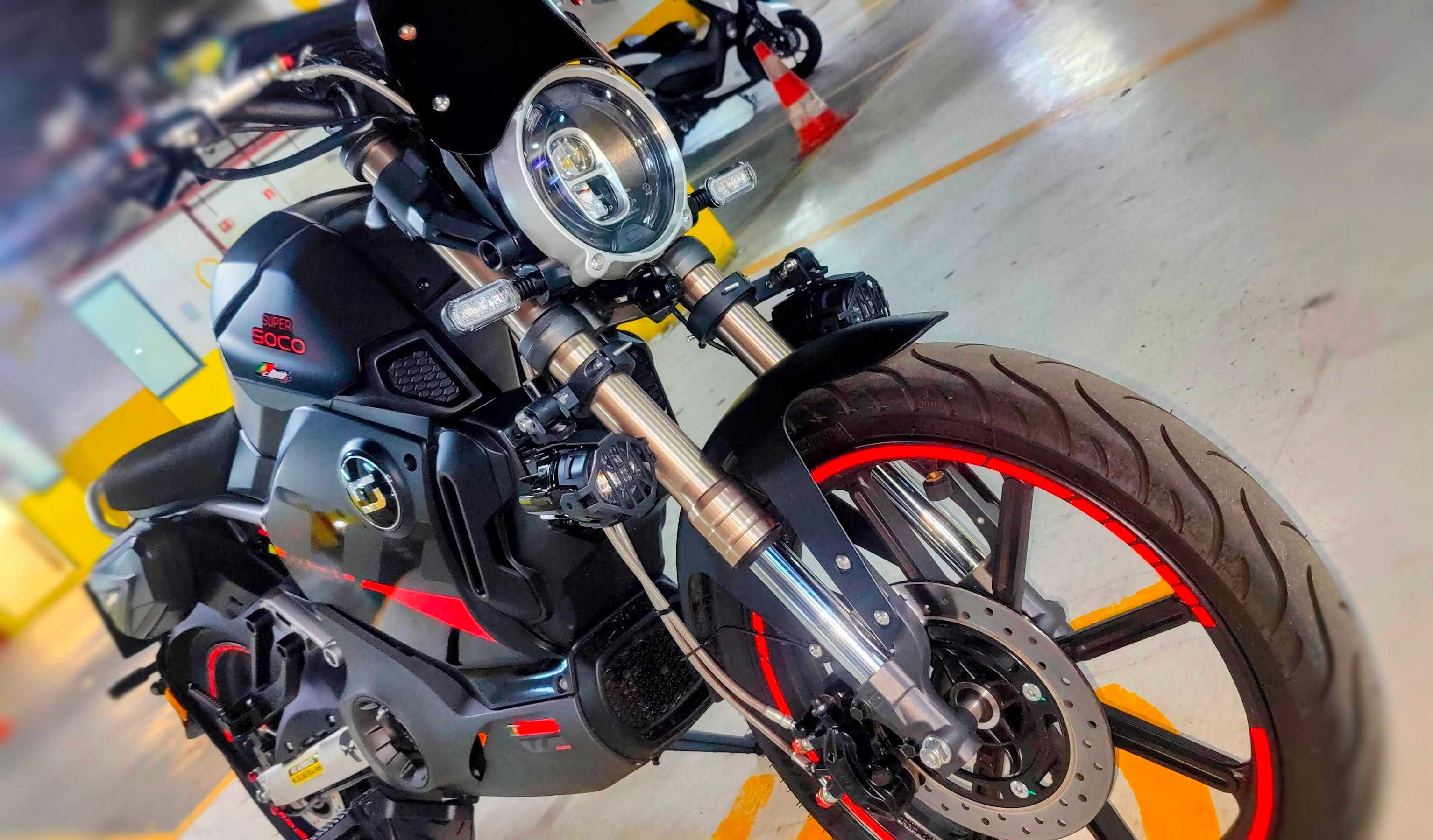 Super Soco TC Max 2024