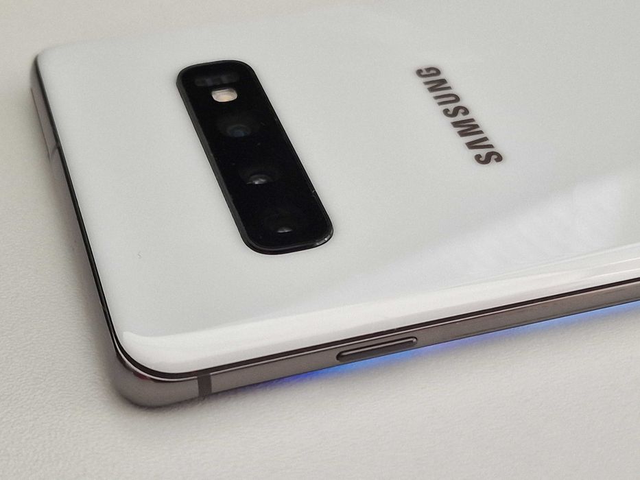 Telefon Samsung Galaxy S10+ (SM-G975F) 128GB / 6GB S10 Plus