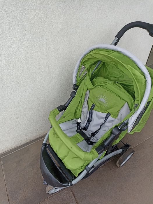 Wózek spacerowy Infiniti Quatro