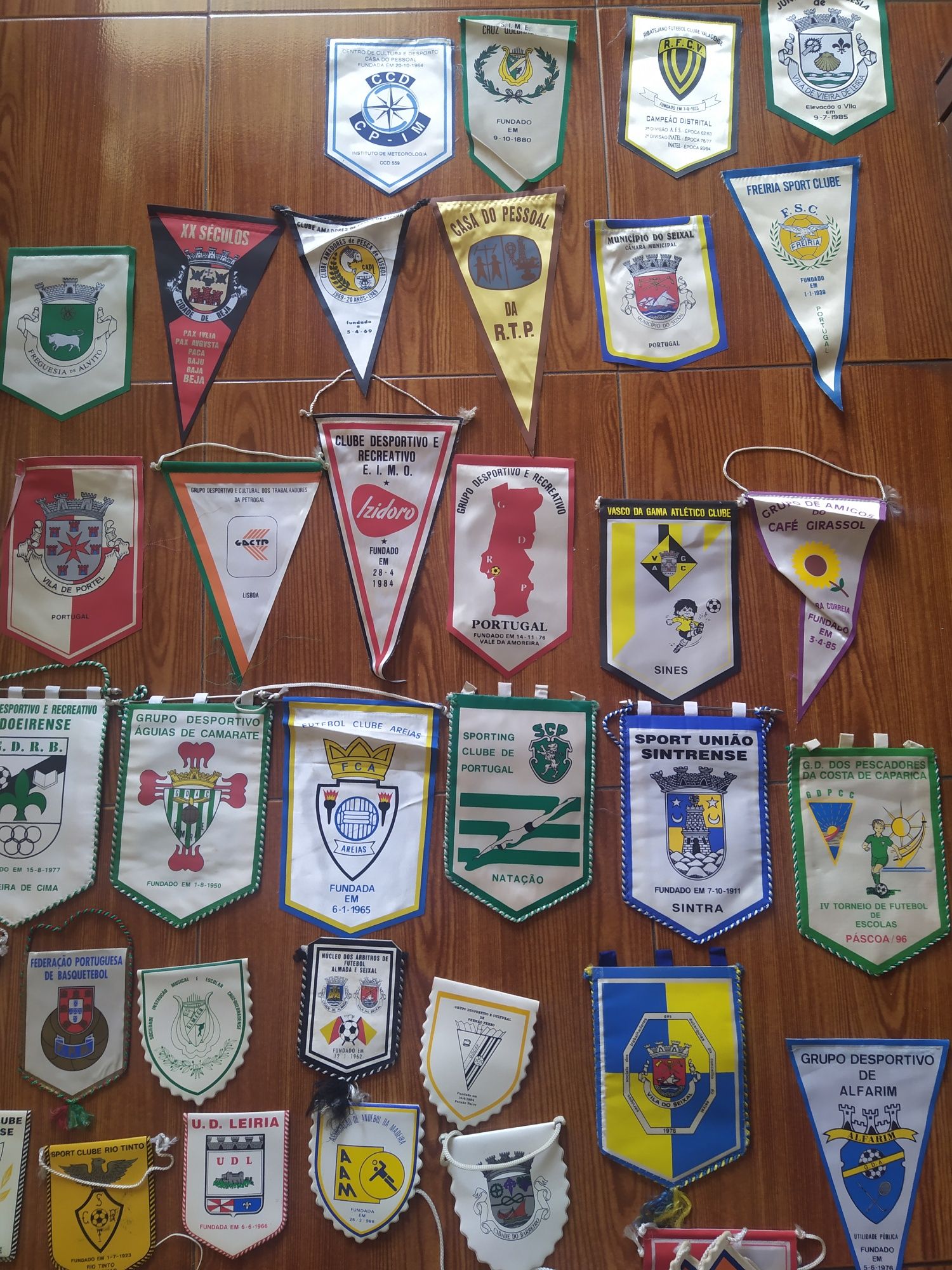 Colecção de galhardetes