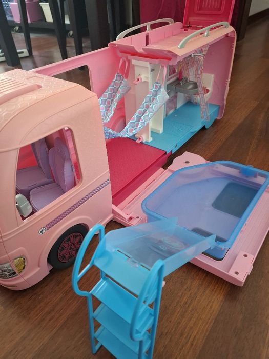 Autocaravana Barbie