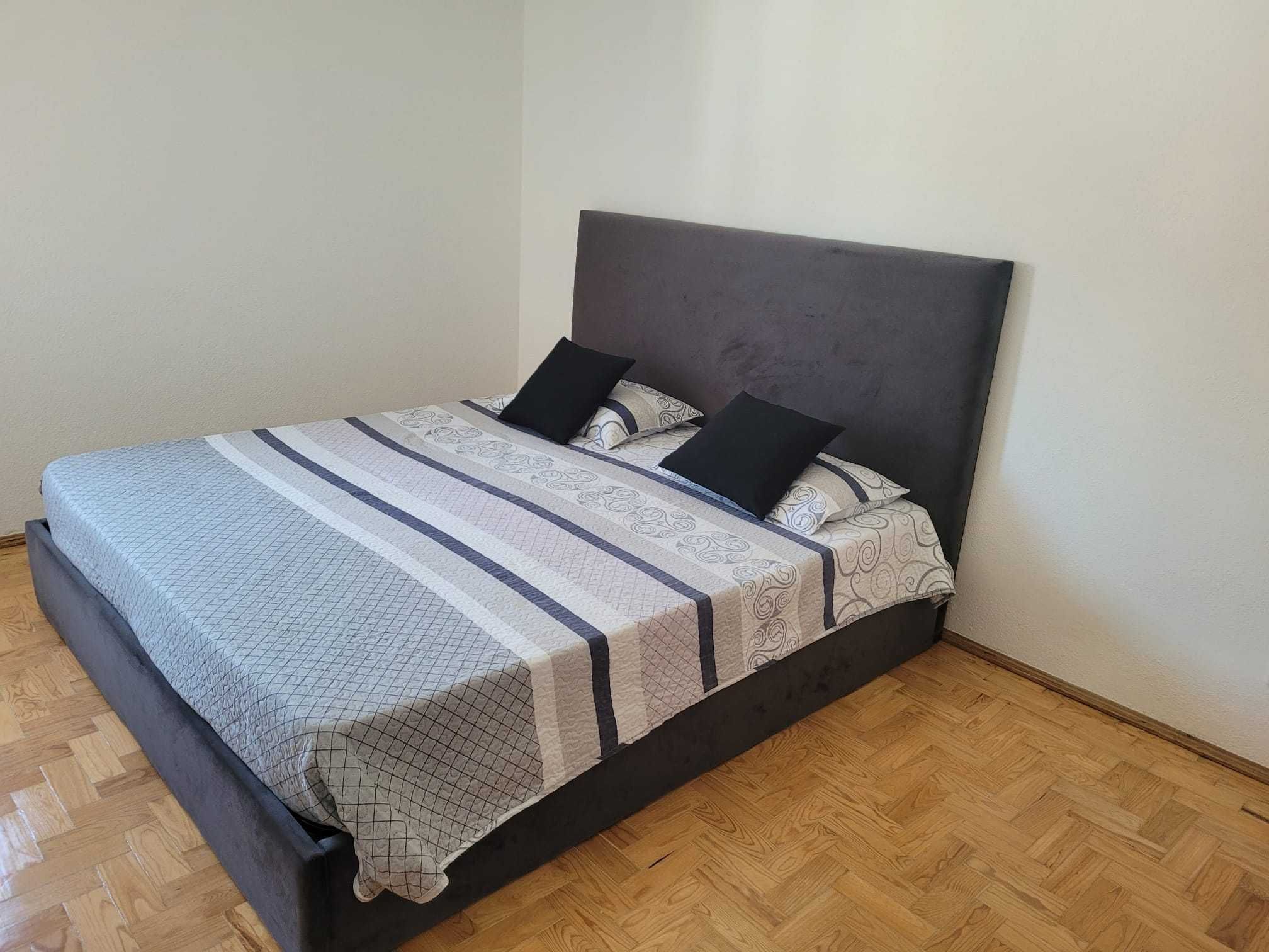 Cama casal 180x200 (como nova)