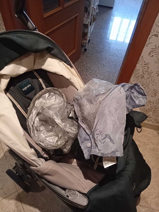 Conjunto de Passeios Inglesina