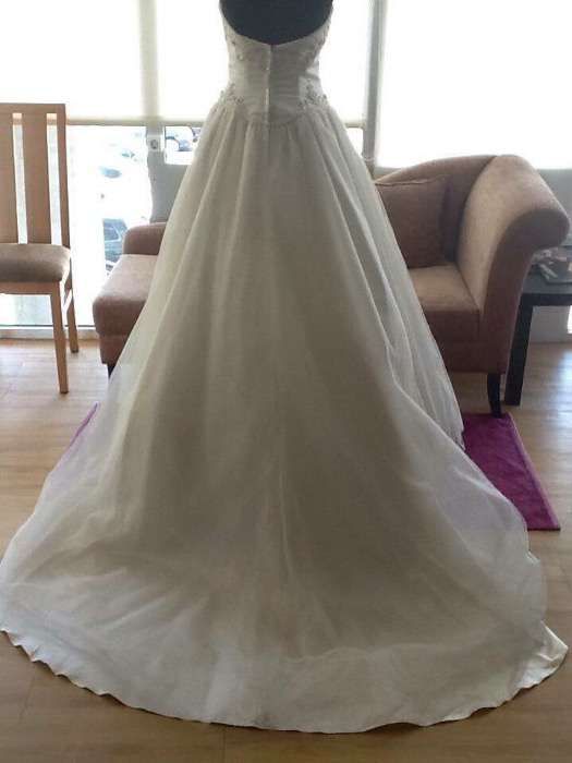 Vestido de noiva NOVO
