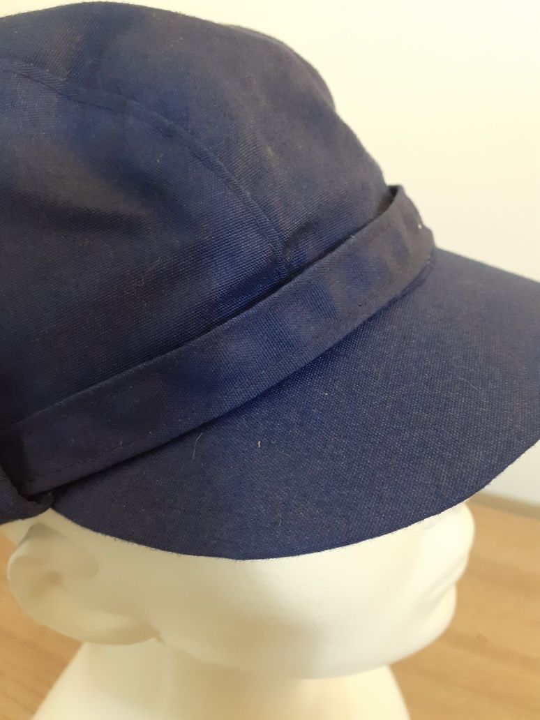 Czapka z daszkiem zimowa rozpinana rozm 56