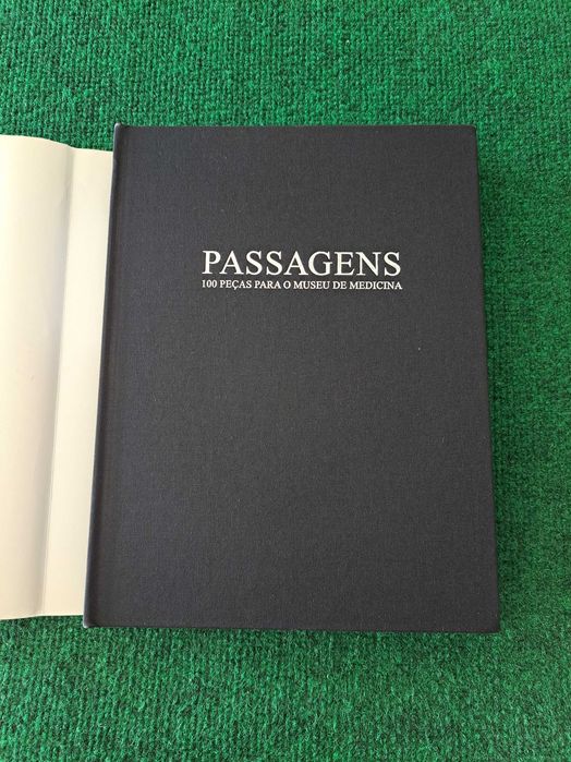 Passagens - 100 Peças para o Museu de Medicina