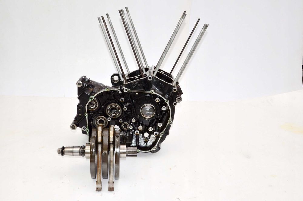 Honda VT 1100 Shadow C2 wał korbowy panewki korbowody kartery