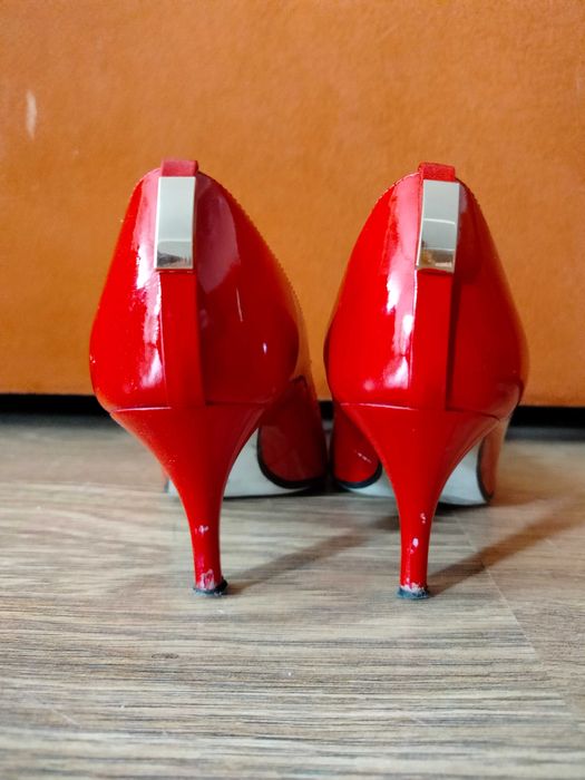 Szpilki ze skóry r. 37