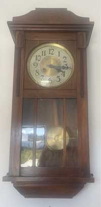 Relógio de pendulo antigo