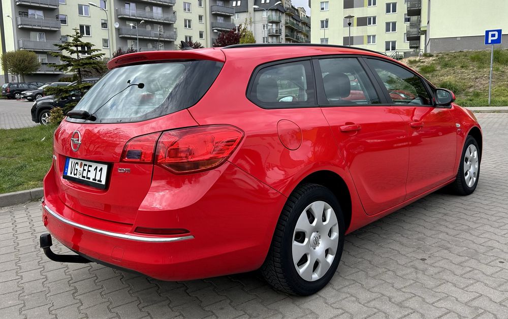 Opel Astra J 1.7 CDTI LIFT 2013r.