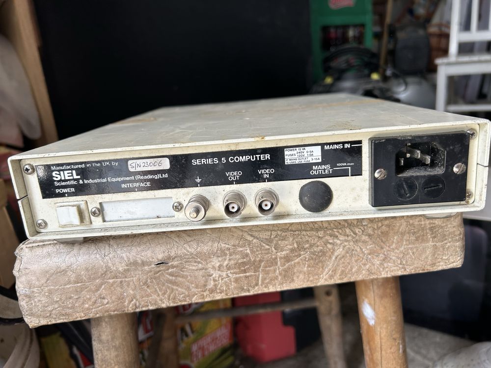 Zabytkowy komputer SIEL Series 5 + monitor CRT VM2412- retro medyczny