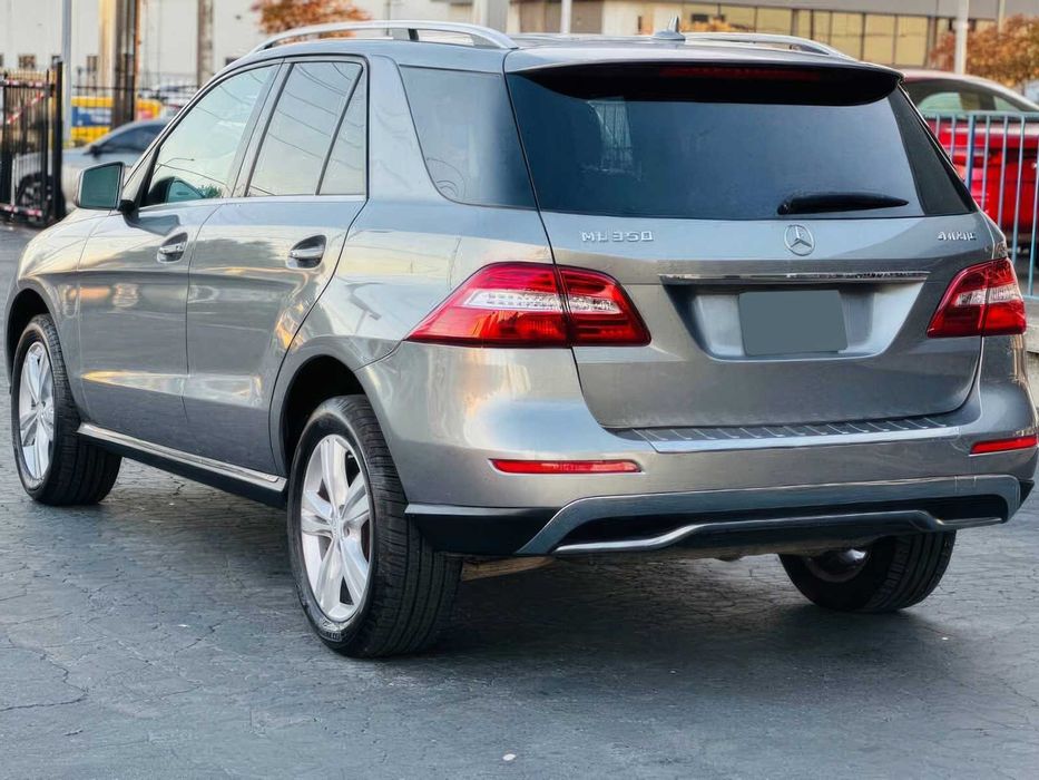 Mercedes-Benz M-Class ML 350 4MATIC      2013