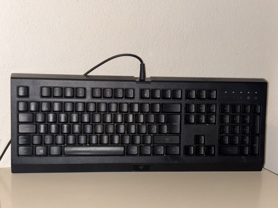 Teclado razer usado