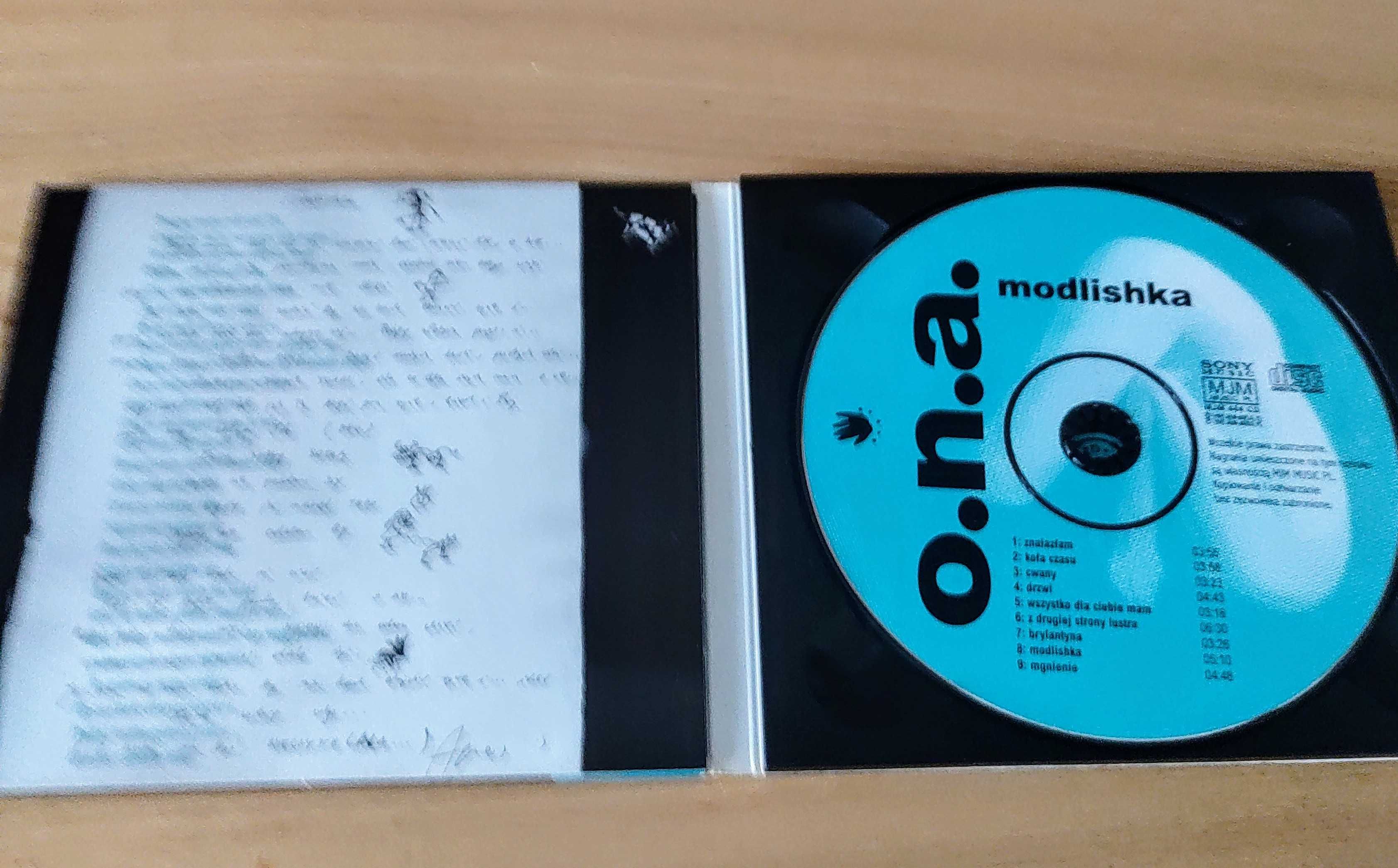 CD O.N.A. Modlishka