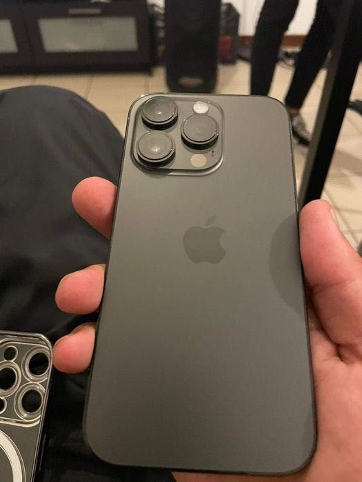 iPhone 14 pro 128g procuro trotinete elétricas Aberto a propostas