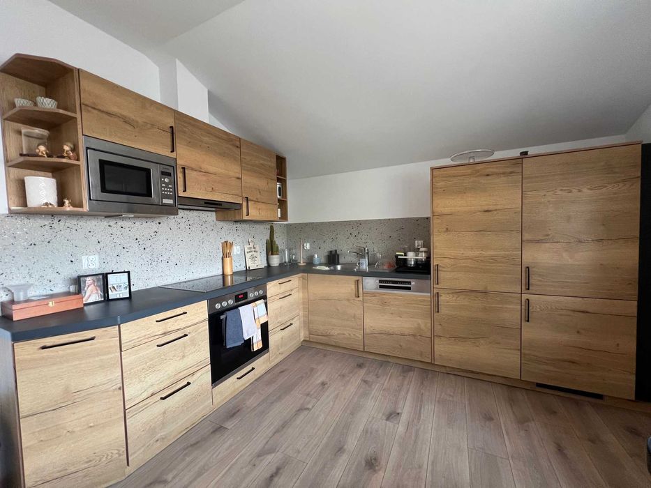 Piętro domu, 3 pokoje, umeblowane, po remoncie, nowe, balkon, ogródek