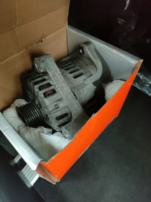 BMW X6 E71 40dX N57S — Compressor AC avariado + Alternador (Peças)