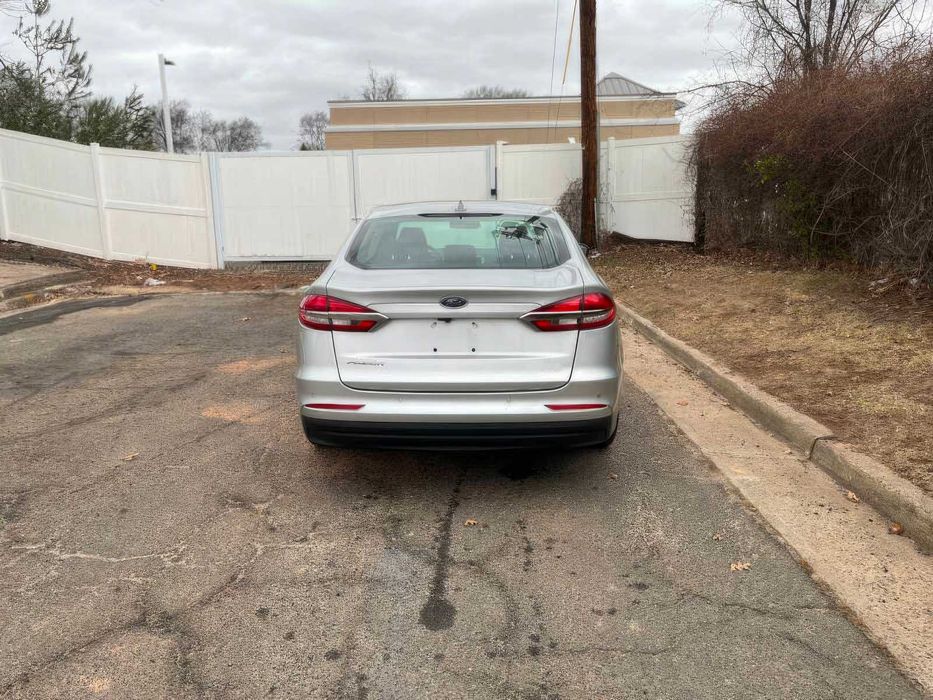 Ford Fusion      2019