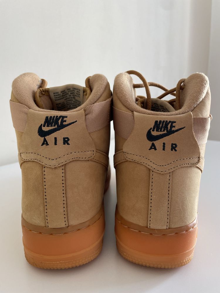 Ténis NIKE Air Force Camel