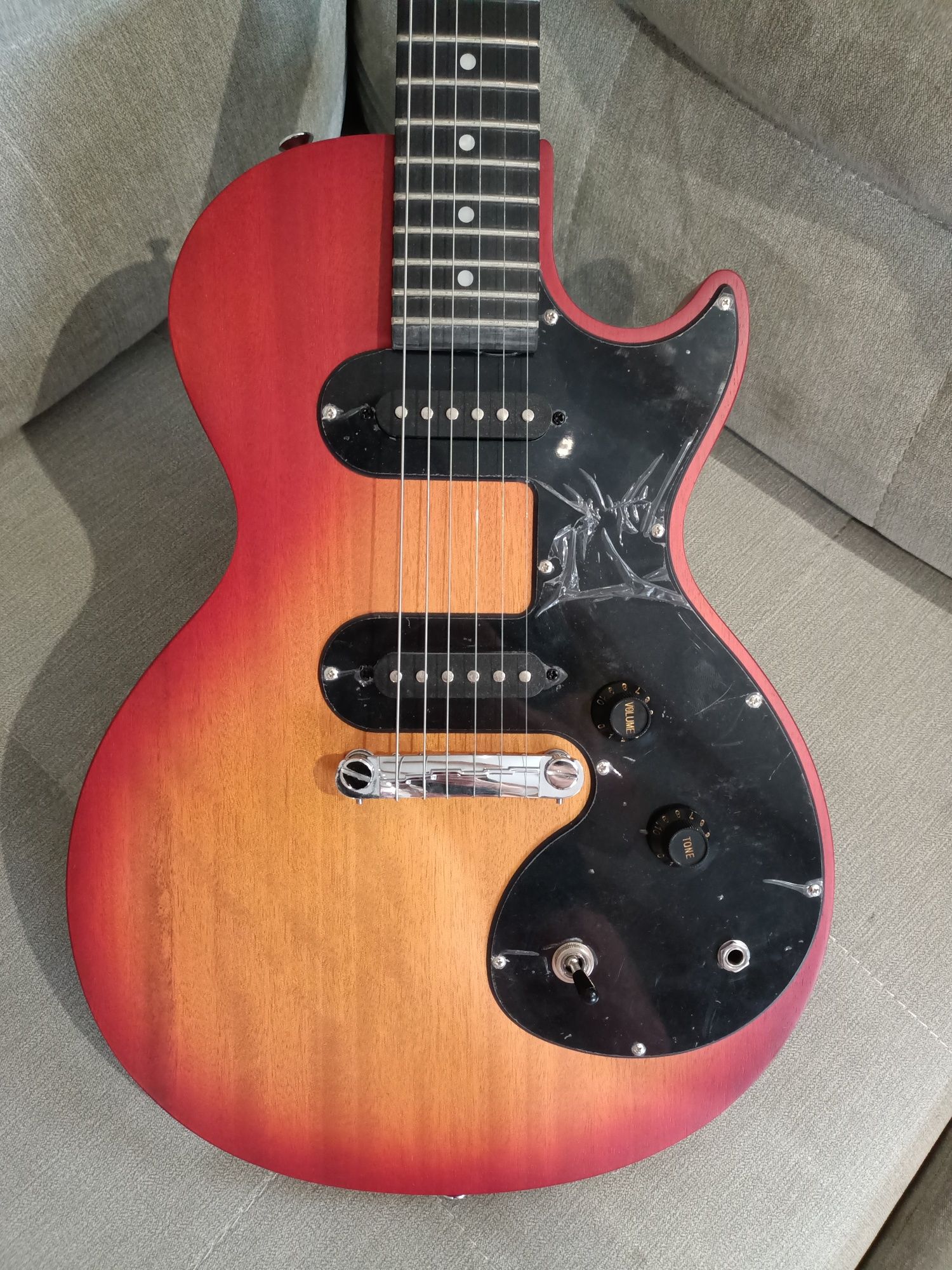 Gitara Elektryczna Epiphone Les Paul Melody Maker E1 - Nowa/Okazja