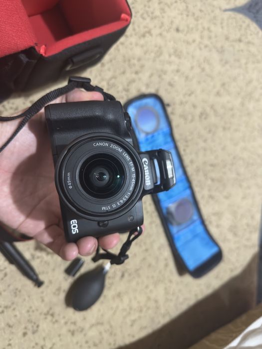 Продам фотоаппарат Canon